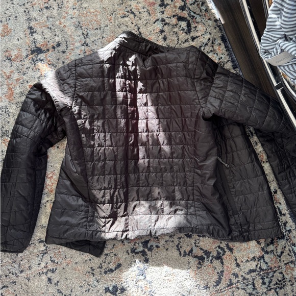Patagonia black Quilted Jacket read description - Picture 4 of 6